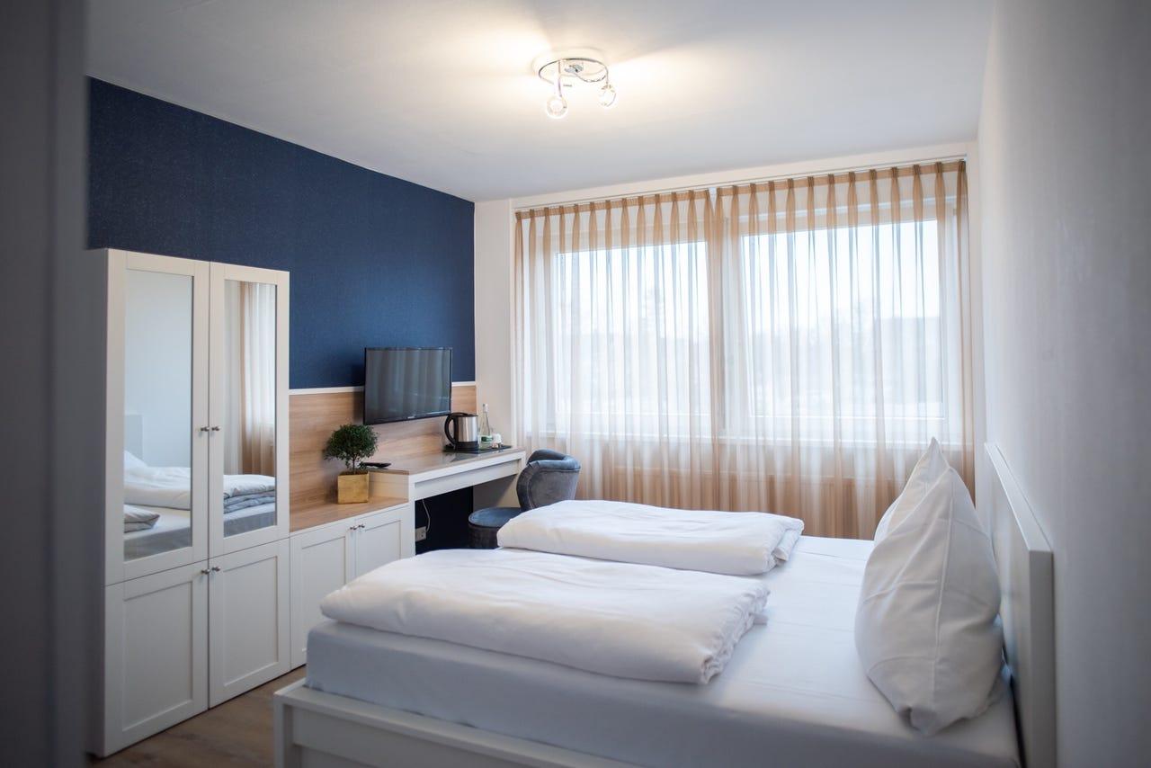 Hotel Leo Eggenstein-Leopoldshafen Zewnętrze zdjęcie